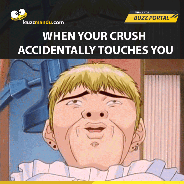 WHEN YOU CRUSH ACCIDENTALLY TOUCHES YOU!😂😂😂😂😂